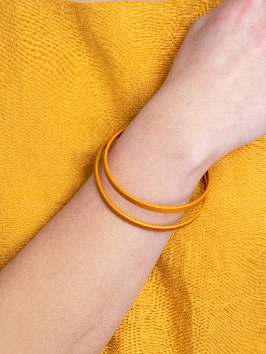 THIN SCUP BRACELET