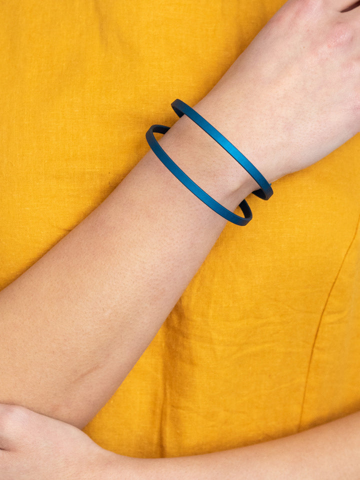 THIN SCUP BRACELET