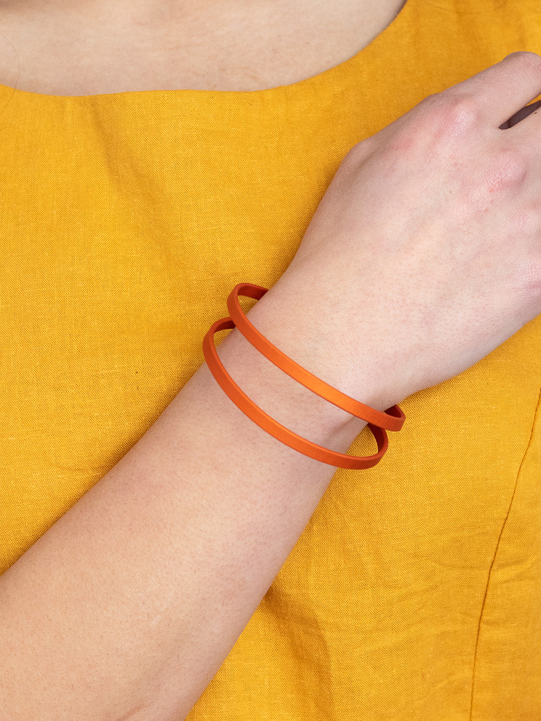 THIN SCUP BRACELET