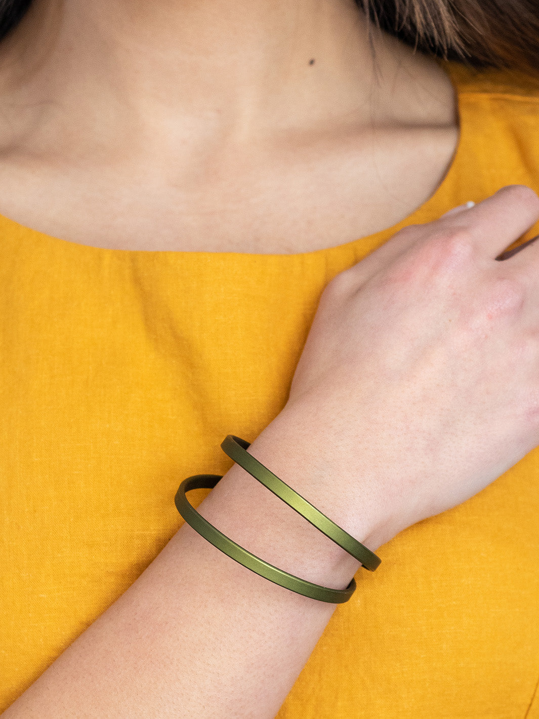 THIN SCUP BRACELET