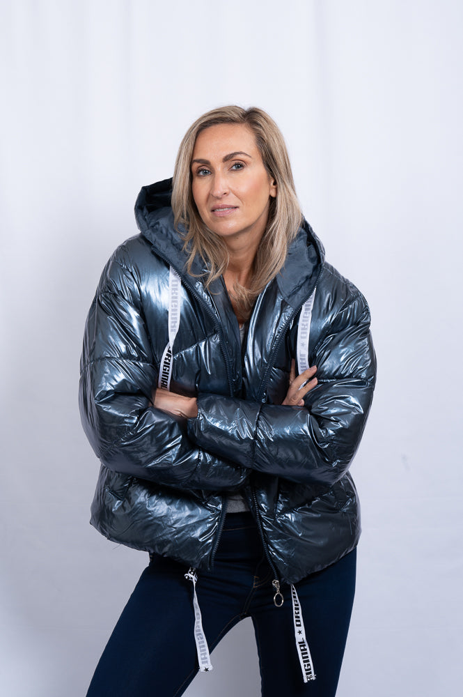 Metallic puffer jacket | Runway Secrets