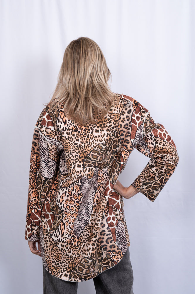 Animal print jacket with faux fur lining | Runway Secrets