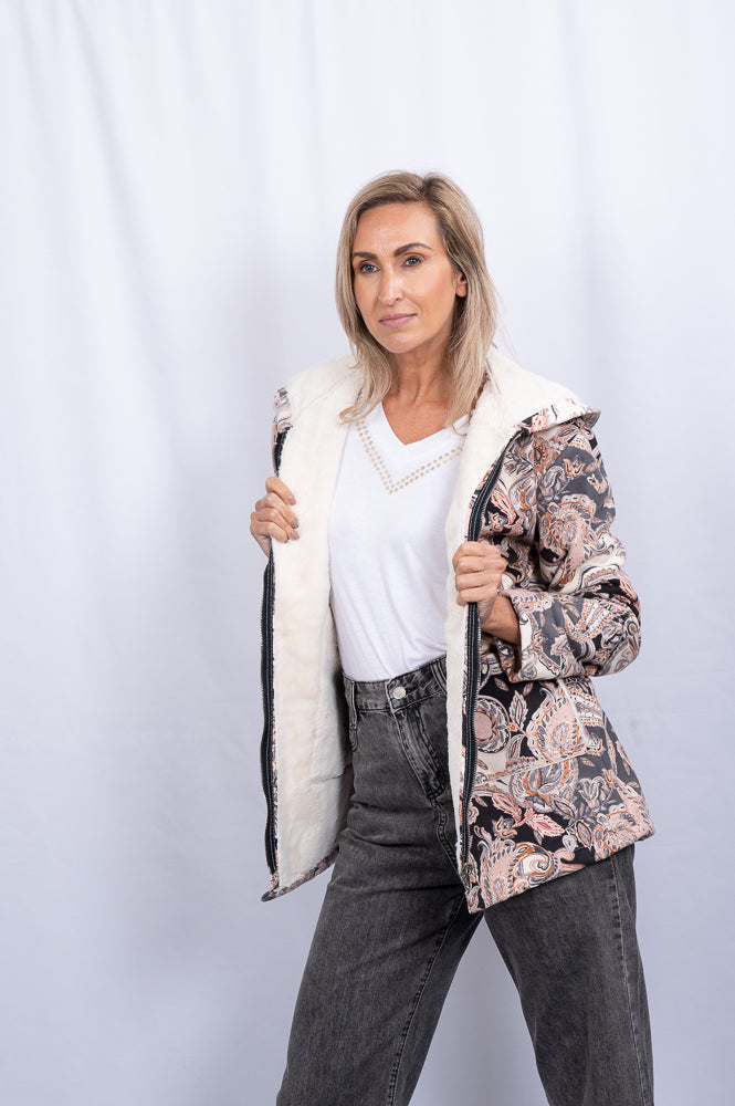 Hoodie printed jacket with ivory faux fur lining | Runway Secrets