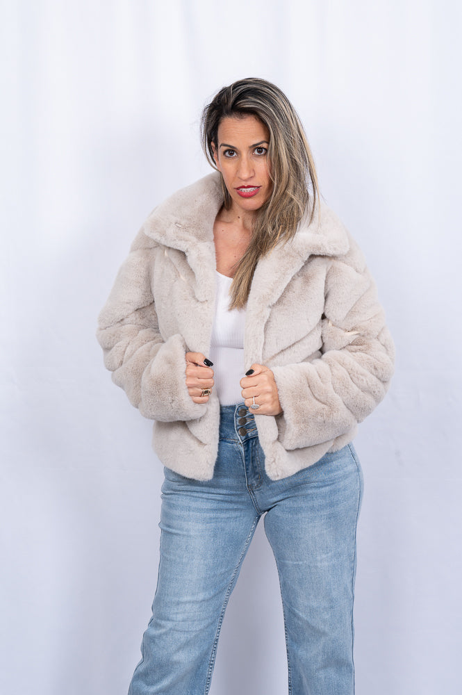 Textured faux fur short jacket | Runway Secrets